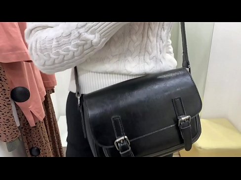 ❤️ Publiczna masturbacja młodej suki FeralBerry z dildo w przymierzalni ❤️❌ Sex at pl.pornovore.ru ☑